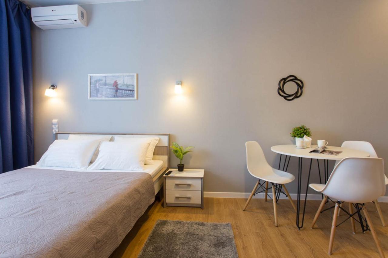 New Studio, Metro Yaroslava Mudroho And Universytet - Chernyshevska Str 95-3 Kharkov Ngoại thất bức ảnh